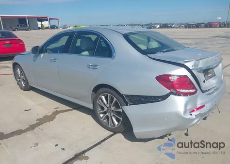 2020 Mercedes-Benz E 450 4Matic z USA, uszkodzony, nr VIN W1KZF6JB3LA760436